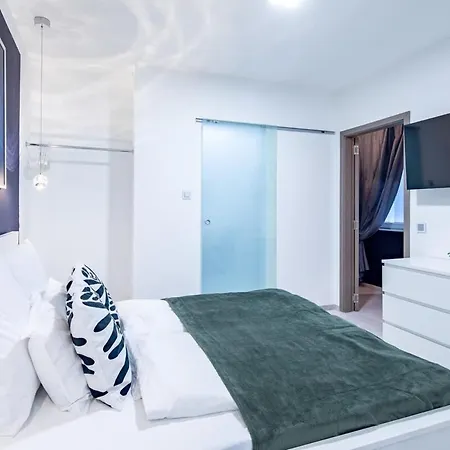 Apartment - New - Peaceful